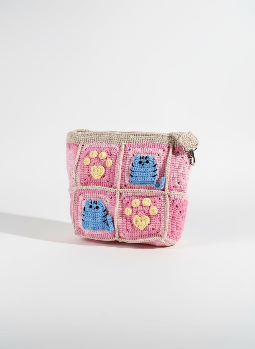 Pawfect Companion πΎ β soft, sturdy, and a little purr-sonality never hurt.β