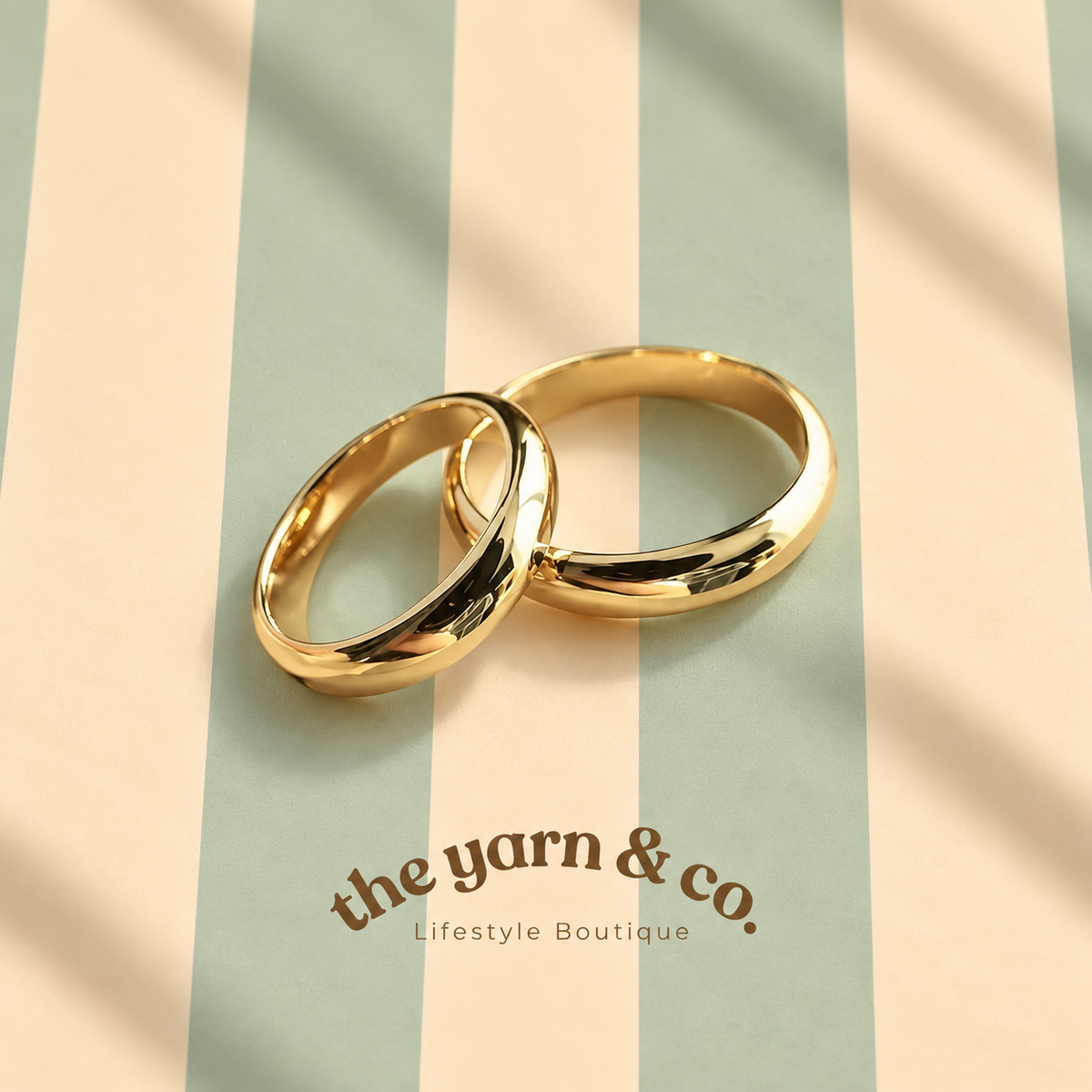 Classic gold ring