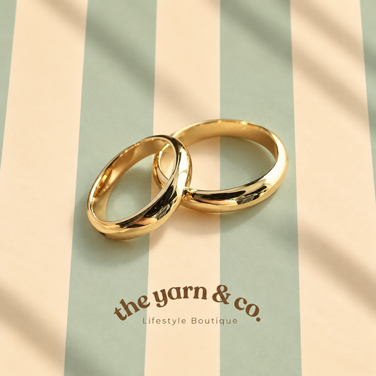 Classic gold ring
